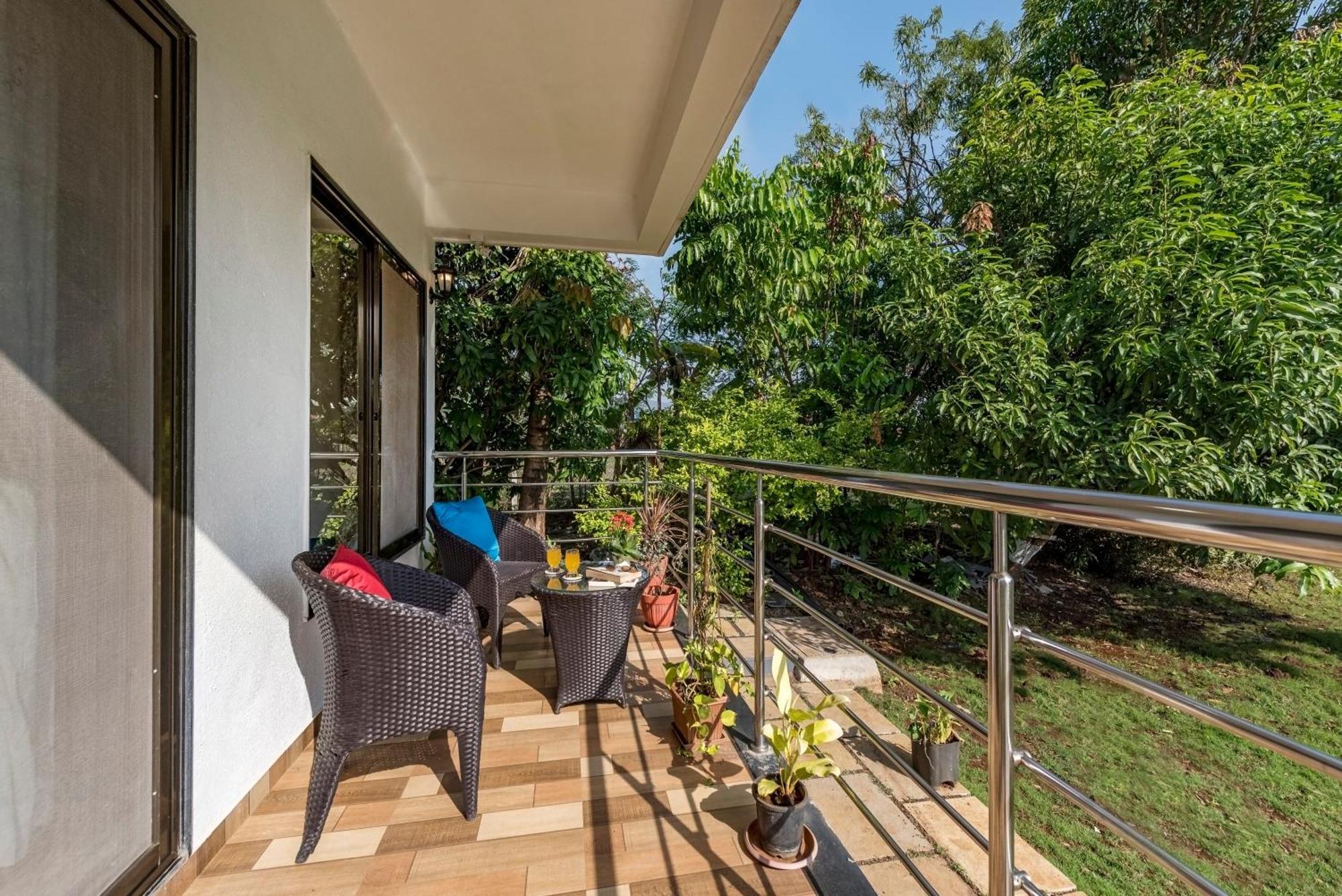Saffronstays Lakeview Nivara - Farm Stay Villa With Private Pool Near Pune Exterior photo